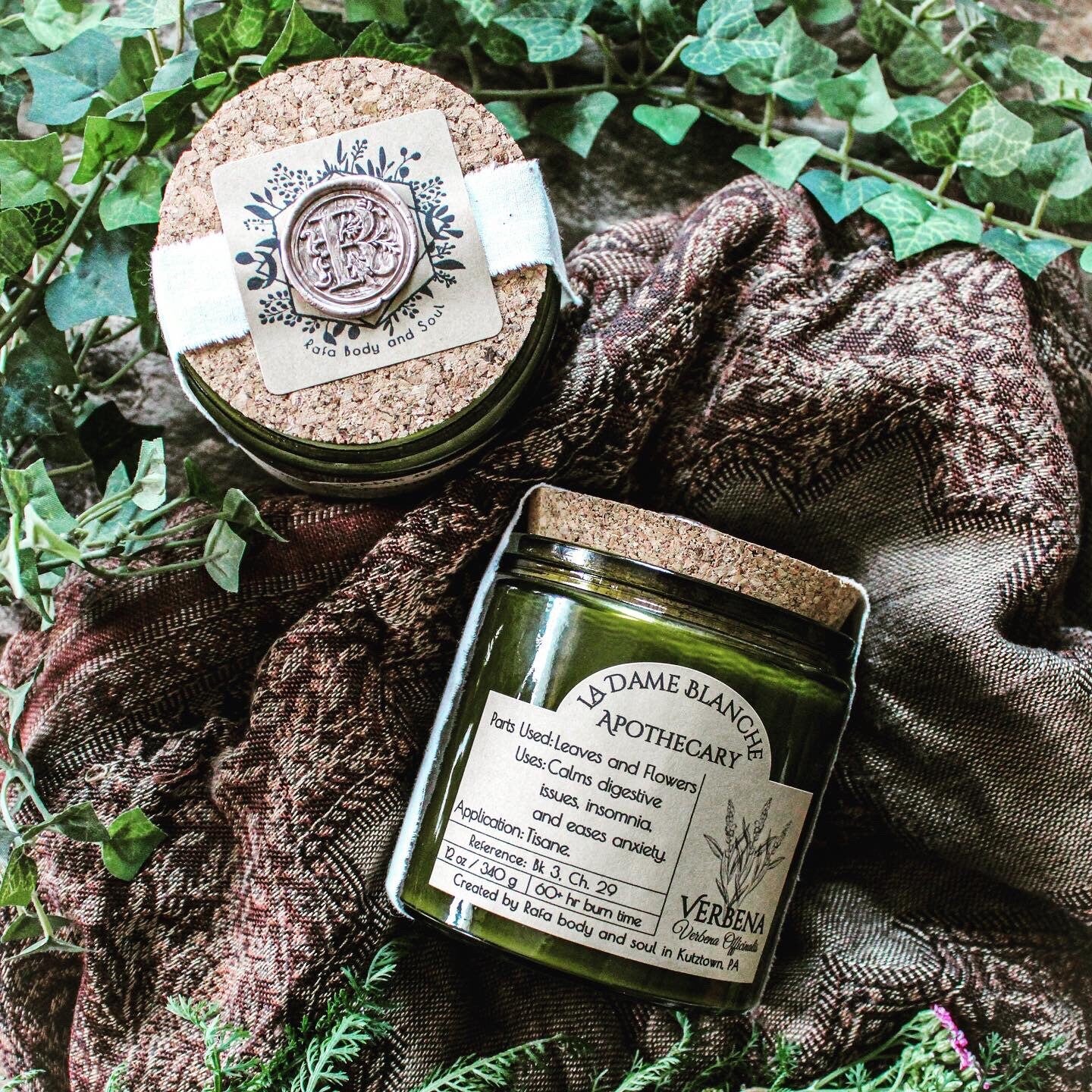 12 oz La Dame Blanche Apothecary: Verbena Candle